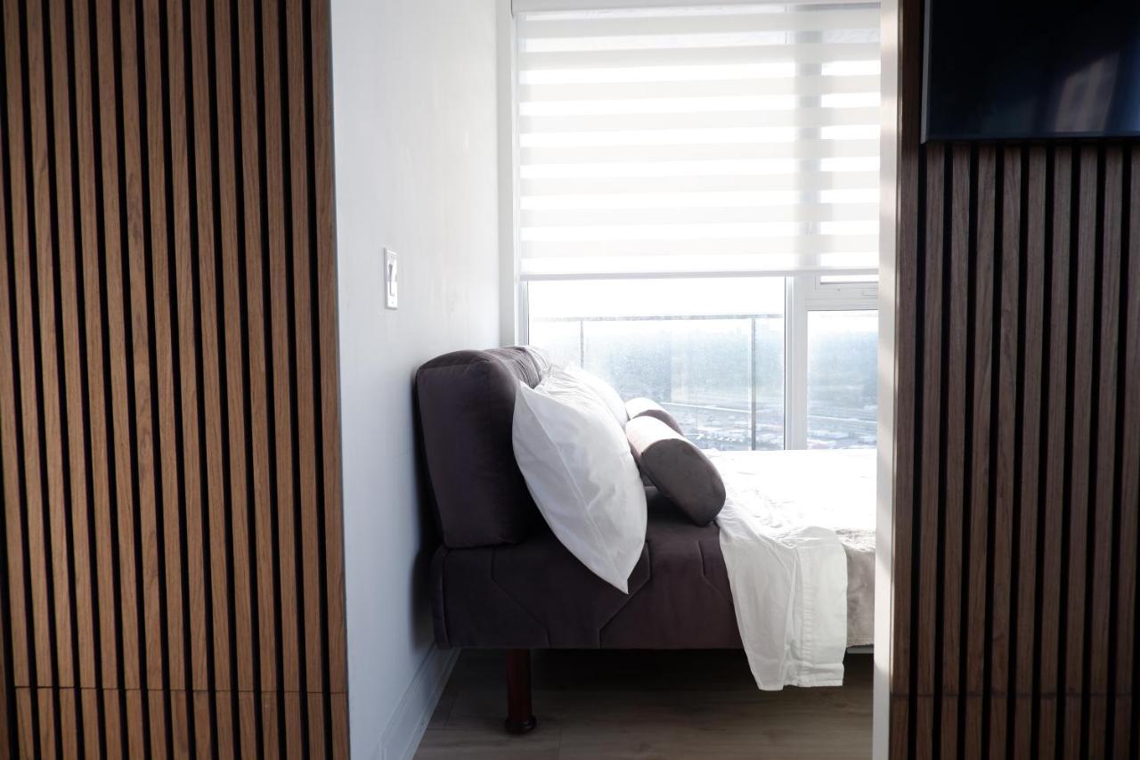 Modern Luxury Waterfront Condo Mississauga Buitenkant foto